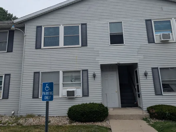 2 bed, 1.0 bath, $850, 1014 S 16th St #7, Goshen, IN 46526