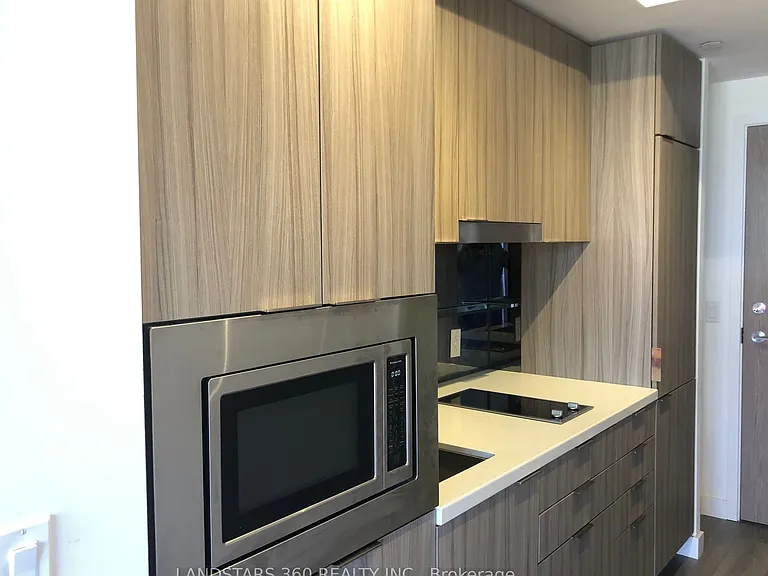 215 Queen St W #1109 — Photo 12