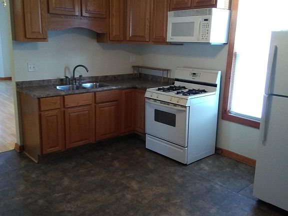 3rd image of 12238 S Wallace Street # Fl 2nd