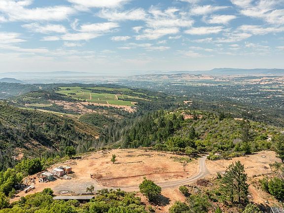 2nd image of 2989 Cavedale Road