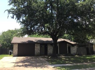 3125 Edelweiss Dr, Grand Prairie, TX 75052