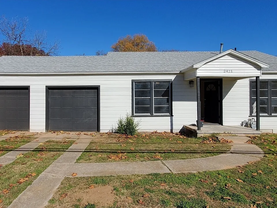 2421 Loy Lake Rd