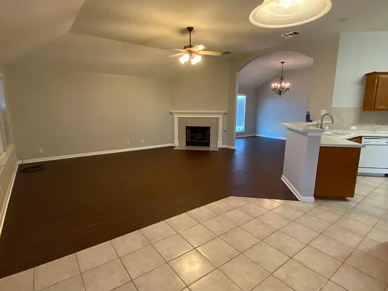 617 Kingston Lacy Blvd — Photo 4