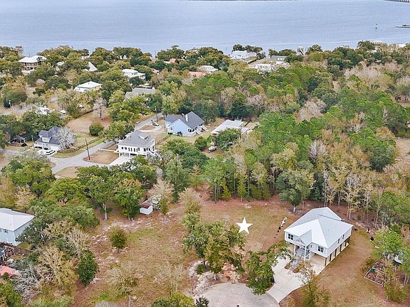 2nd image of Oaks Blvd Lot 3