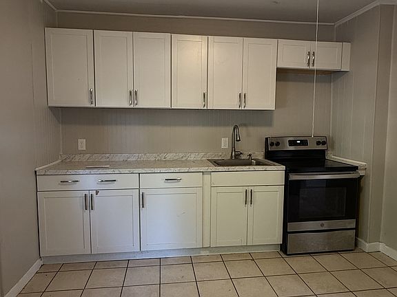 2nd image of 14-24 C St #11590766
