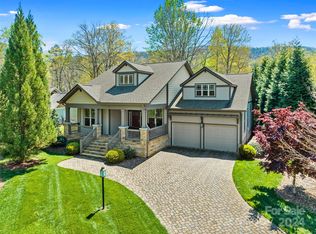 302 Fennel Dun Cir, Biltmore Lake, NC 28715