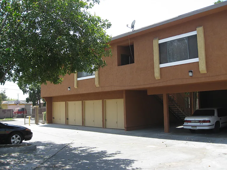 1515 N Sierra Way #12 — Photo 15