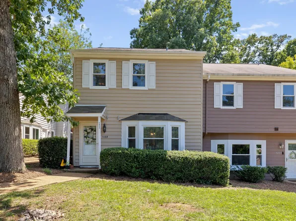 5433 Pine Top Cir, Raleigh, NC 27612