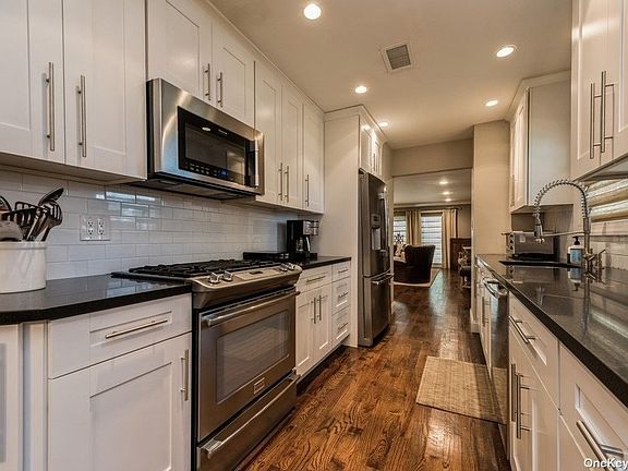 5th image of 2838 Nicole Ct #2838