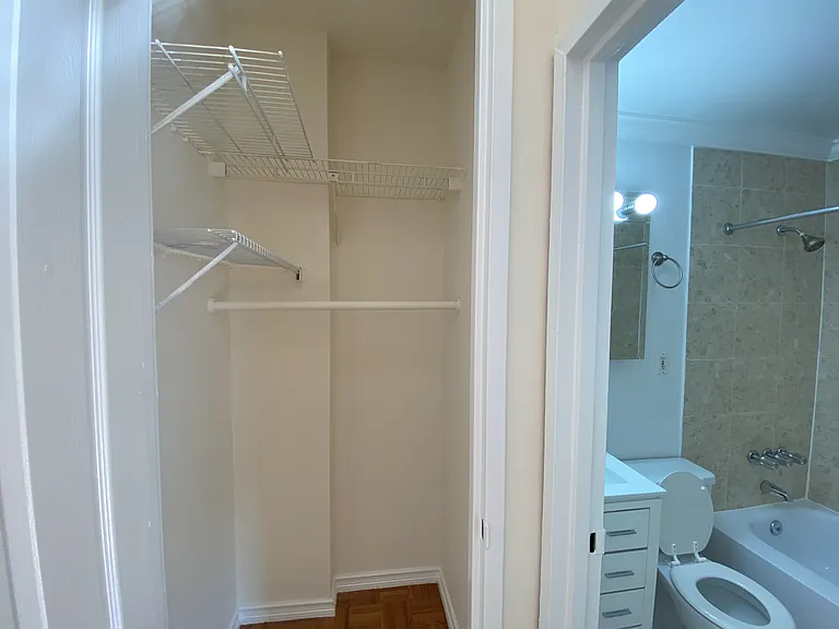304 W 92nd St #6H — Photo 4