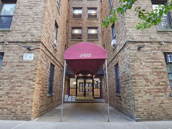 1922 McGraw Ave APT 6I, Bronx, NY 10462
