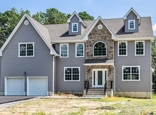 5 Garibaldi Ave, Monroe Township, NJ 08831