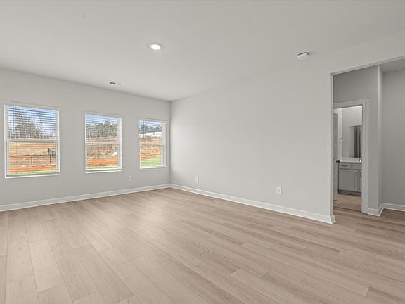 Welcome to the Chatham floorplan at The Farm at Wells Creek - Signature Collection.