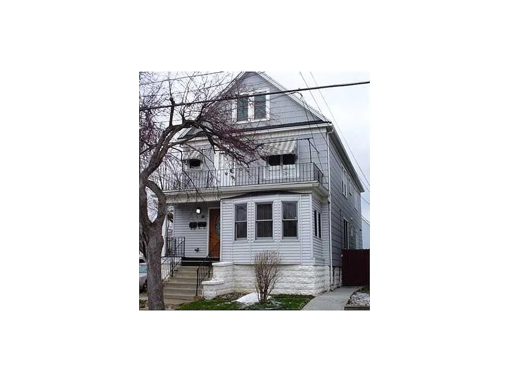 18 Progressive Ave photo 1