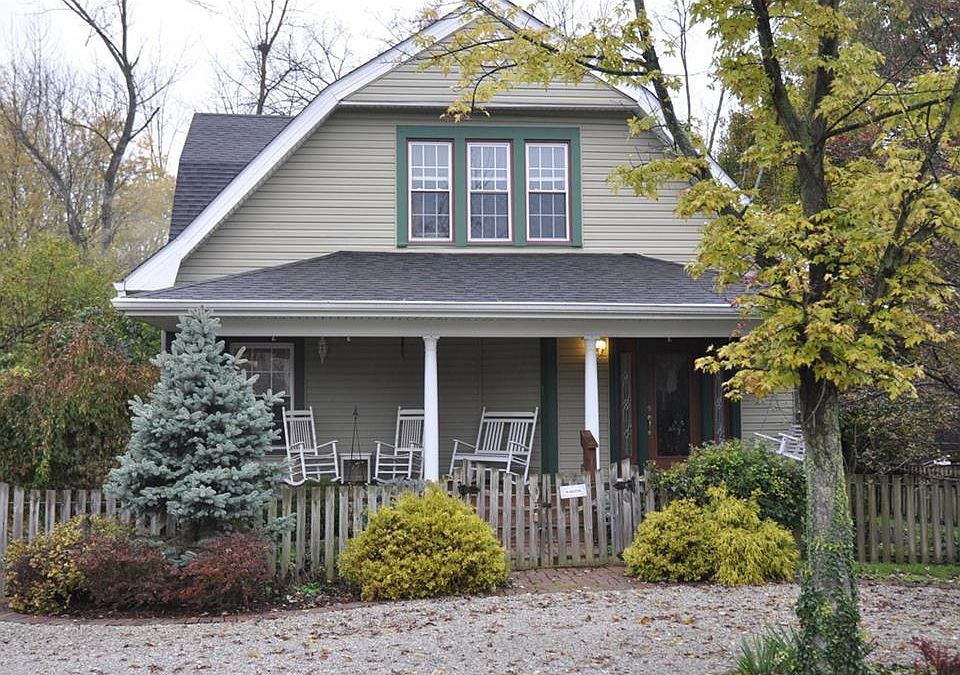 1st image of 2604 E Epler Ave