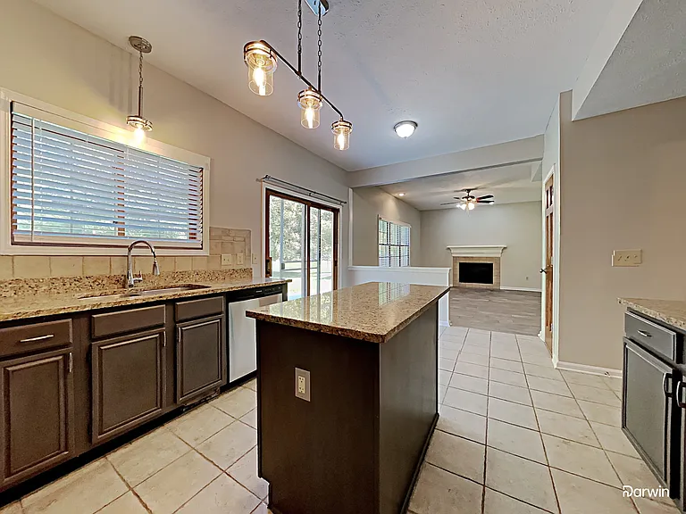 14960 Beacon Blvd — Photo 6