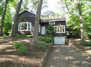 42 Apache Trl, New Buffalo, MI 49117