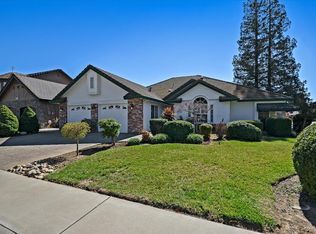 552 Grande Rio Dr, Woodbridge, CA 95258