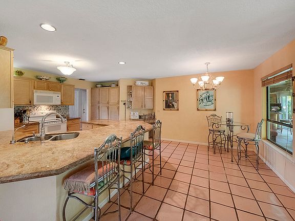 5th image of 2606 Monaco Terrace