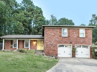 12900 Southridge Dr, Little Rock, AR 72212