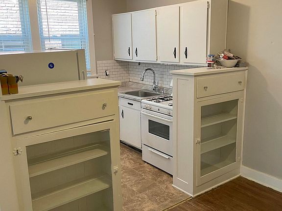5th image of 2309 Wetstein Ave APT 2