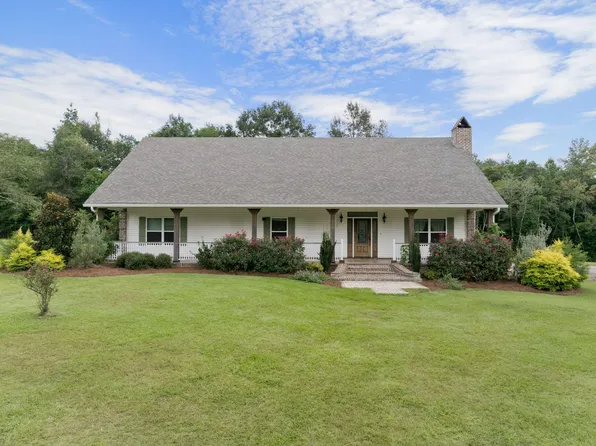 310 Antioch Dr, Laurel, MS 39443