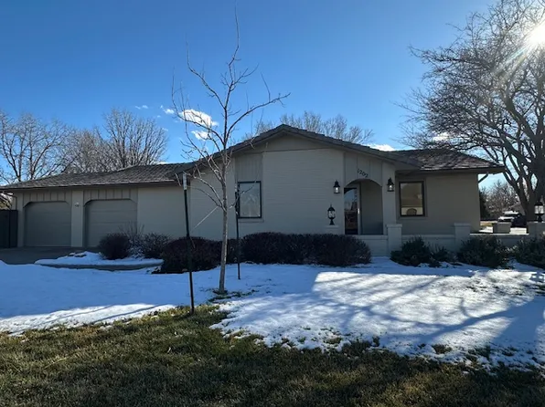 1202 E Labrador Blvd, Garden City, KS 67846
