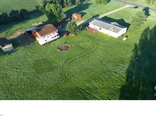 8566 Weaver Rd, Ravenna, OH 44266