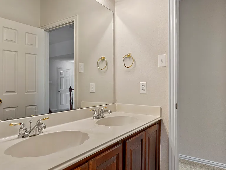 3212 Cantura Dr — Photo 25