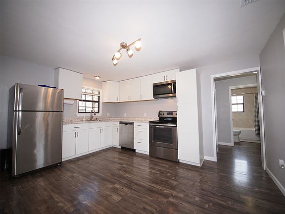 5th image of 1327 Old Jacksboro Rd