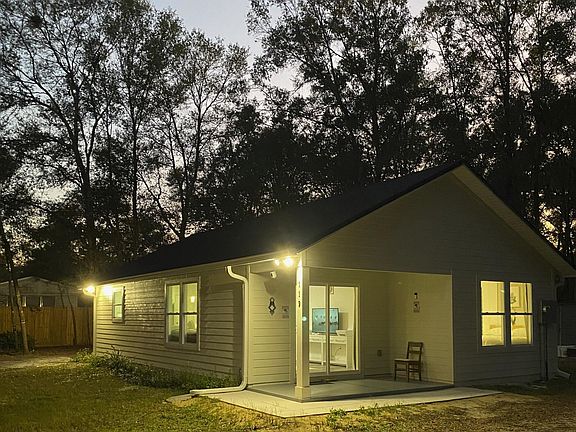 4th image of 119 PINE Trail