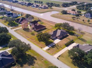 3327 River Bend Dr, Rosenberg, TX 77471