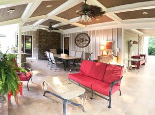 1760 Berry Ln, Snellville, GA 30078