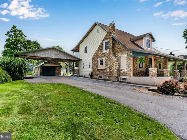 8 Naugle Rd, Shippensburg, PA 17257