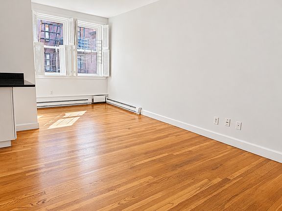 5th image of 529-531 Beacon St #14