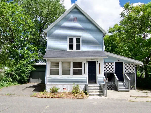 19 Greene Pl, Springfield, MA 01109