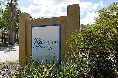 Reflections Apartments — Photo 2