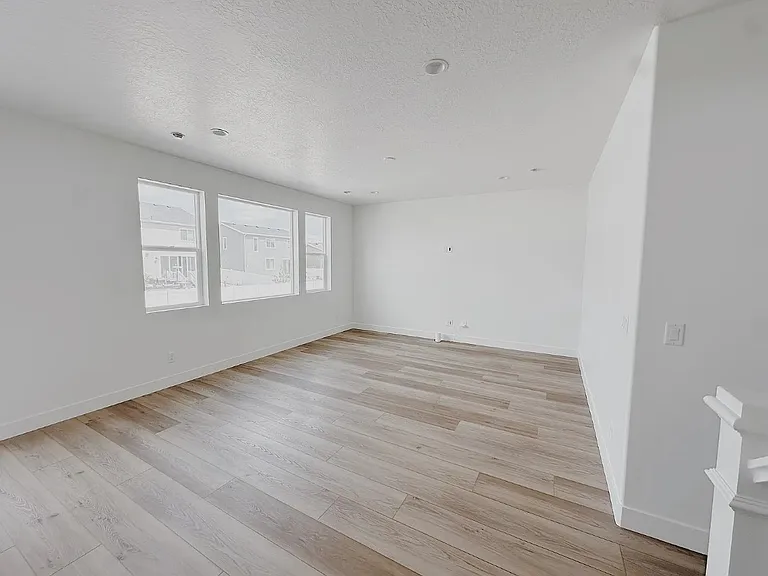 5478 N Orville St — Photo 6