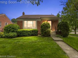1493 E Melton Rd, Birmingham, MI 48009