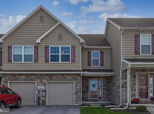 406 Mount Olive Ln, Ephrata, PA 17522