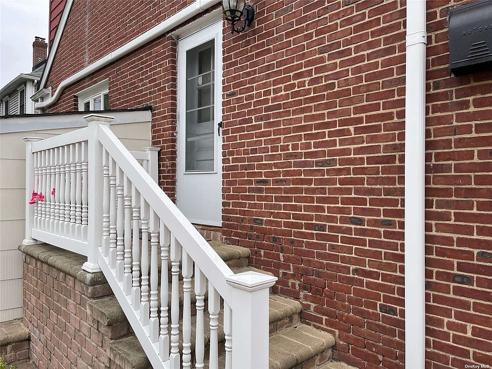 1st image of 84 Denton Ave Floor 2
