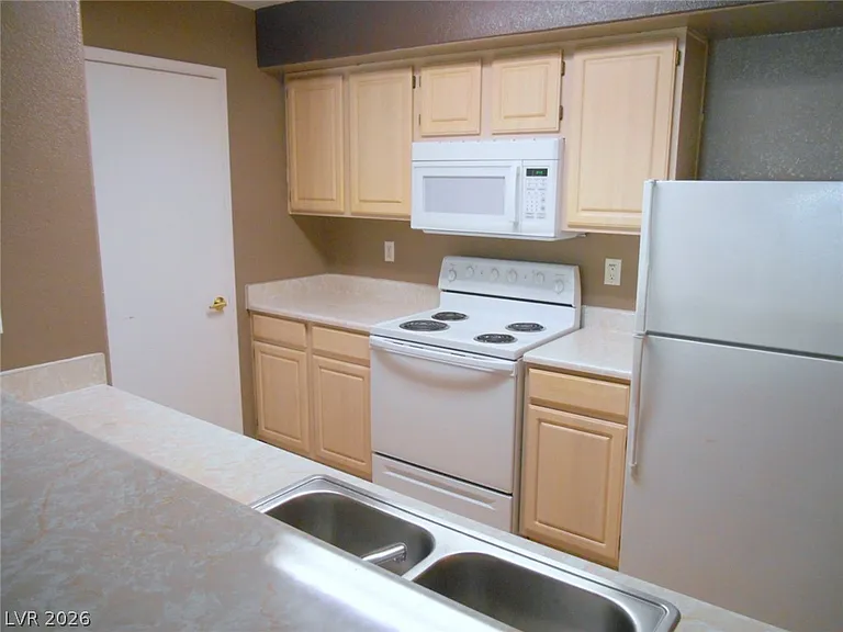 555 E Silverado Ranch Blvd #1073 — Photo 3