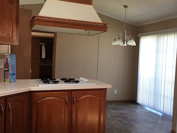 4th image of 32640 Cary Ln N