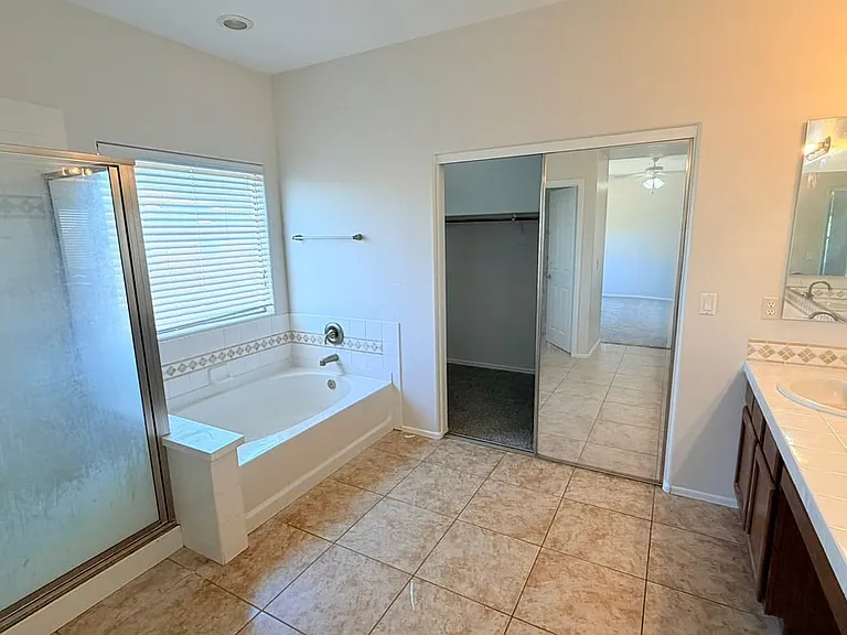 1739 N Saint Francis Pl — Photo 14