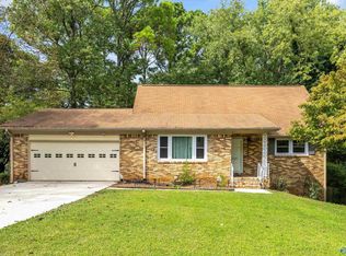 2818 Brett Rd NW, Huntsville, AL 35810