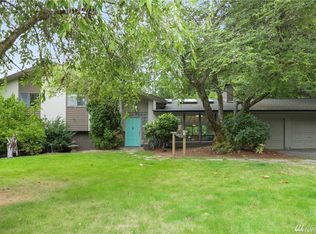 3800 Lakehills Dr SE, Olympia, WA 98501