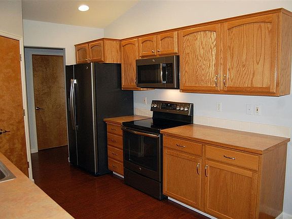 5th image of 2505 W 34th Ave