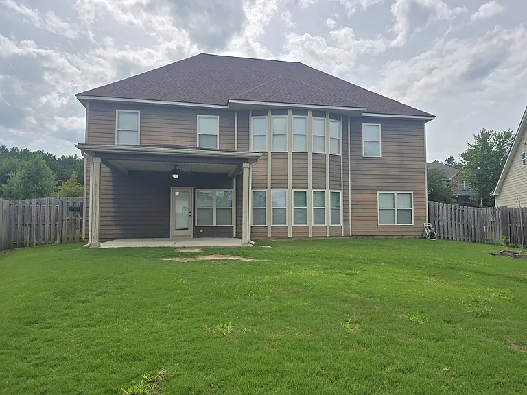 8809 Crenshaw Dr — Photo 43