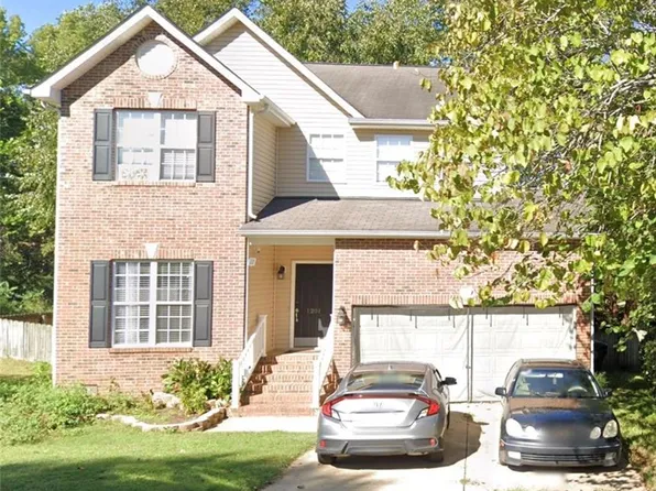 1201 Briarwood Dr, Mebane, NC 27302