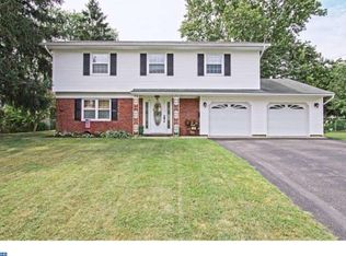 7 Spring Hill Dr, Howell, NJ 07731